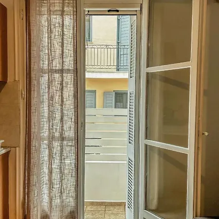 Central Apartments Ermoupoli Exterior photo