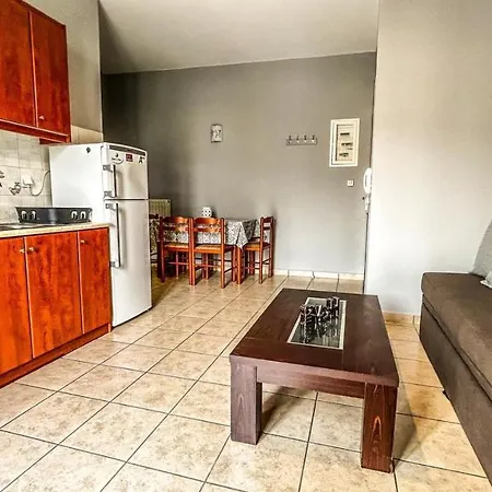 Central Apartments Ermoupoli Room photo