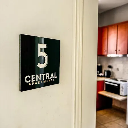 Central Apartments Ermoupoli Room photo