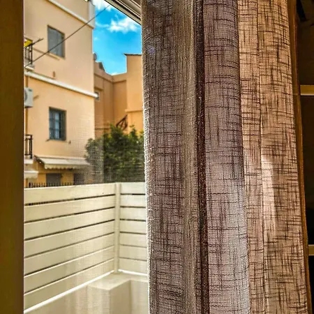 Central Apartments Ermoupoli Room photo